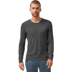 On Running On Comfort Long-T Long Sleeve Running Shirt - Black