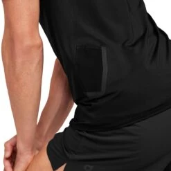 On Running Ultra-T Short-Sleeve Shirt - Men's -On Running BLA D3