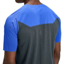 On Running Performance T-Shirt - Men's -On Running COBBLA D3 2