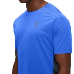 On Running Performance T-Shirt - Men's -On Running COBBLA D5
