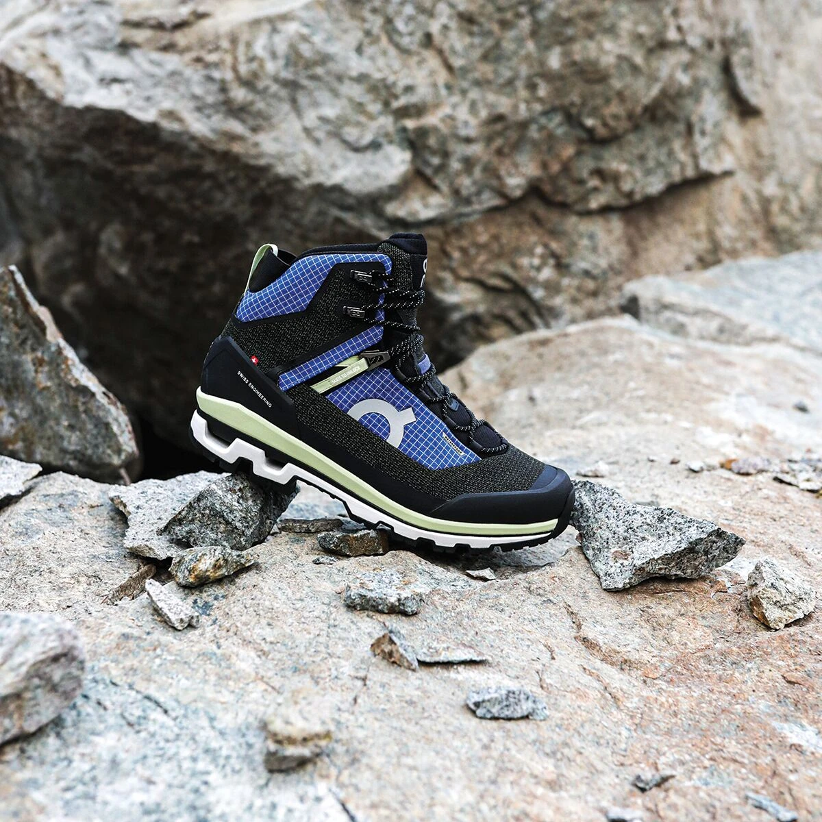 On Running Cloudalpine Waterproof Hiking Boot - Women's 11 On Running Cloudalpine Waterproof Hiking Boot - Women's - Image 11