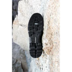 On Running On Cloudalpine Waterproof Trekking Boots - Cobalt & Limelight -On Running on cloudalpine waterproof trekking boots cobalt limelight 2 1501017