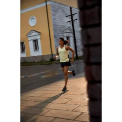 On Running On Cloudstratus Women Running Shoe - Black 17 On Running On Cloudstratus Women Running Shoe - Black -On Running on cloudstratus women running shoe black 9 1105440