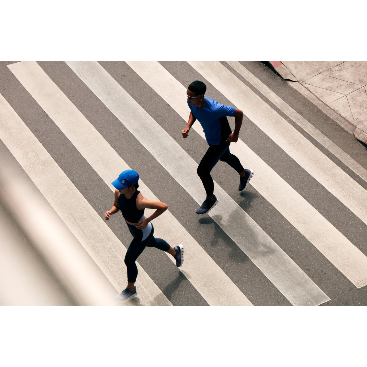 On Running On Cloudswift 3 Running Shoe - Denim & Midnight 8 On Running On Cloudswift 3 Running Shoe - Denim & Midnight - Image 8