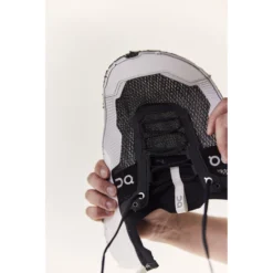 On Running On Cloudultra 2 PO Men Trailrunning Shoe - Black & White -On Running on cloudultra 2 po women trailrunning shoe black white 4 1521861 1