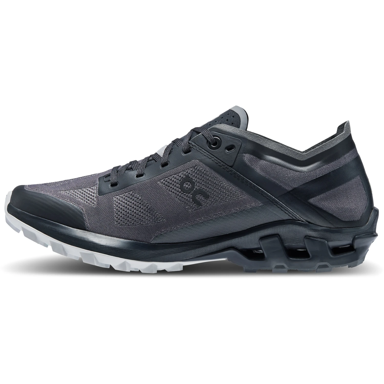 On Running On Cloudventure Peak 3 Women Trailrunning Shoe - Black & Glacier 5 On Running On Cloudventure Peak 3 Women Trailrunning Shoe - Black & Glacier - Image 5