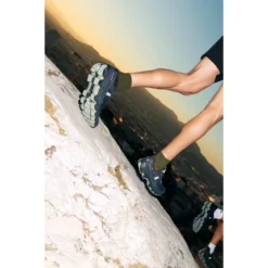 On Running On Cloudventure Trailrunning Shoe - Black & Reseda 15 On Running On Cloudventure Trailrunning Shoe - Black & Reseda -On Running on cloudventure running shoe black reseda 3 1028385