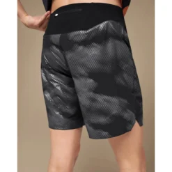 On Running On Lightweight Shorts Lumos - Black -On Running on lightweight shorts lumos black 5 1554811