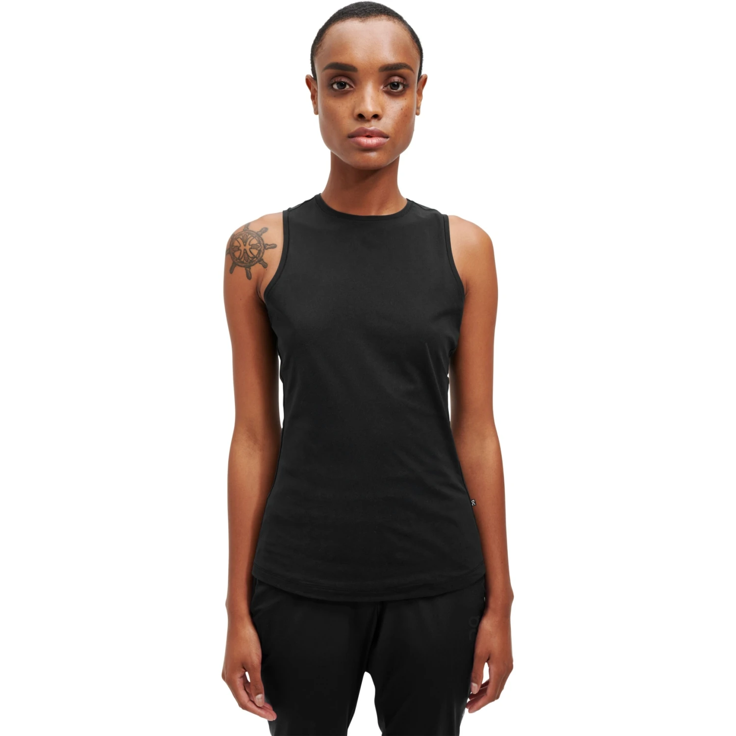On Running On Movement Tank Women Running Shirt - Black 2 On Running On Movement Tank Women Running Shirt - Black - Image 2
