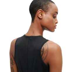 On Running On Movement Tank Women Running Shirt - Black 9 On Running On Movement Tank Women Running Shirt - Black -On Running on movement tank women running shirt black 5 1152249