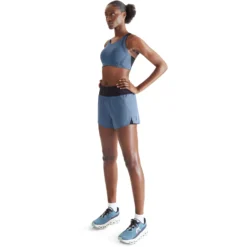 On Running On Performance Bra - Stellar & Black 12 On Running On Performance Bra - Stellar & Black -On Running on performance bra stellar black 3 1531707