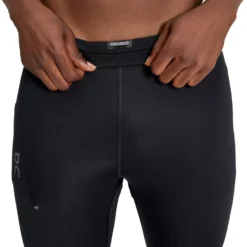 On Running On Performance Tights - Black 10 On Running On Performance Tights - Black -On Running on performance tights black 4 1430763