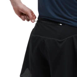 On Running On 5 Inch Lightweight Shorts Men - Black -On Running on running 5 inch lightweight shorts black 5 1278374