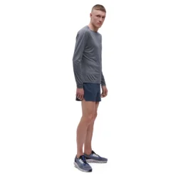 On Running On 5 Inch Lightweight Shorts Men - Denim & Black -On Running on running 5 inch lightweight shorts denim black 3 1278386