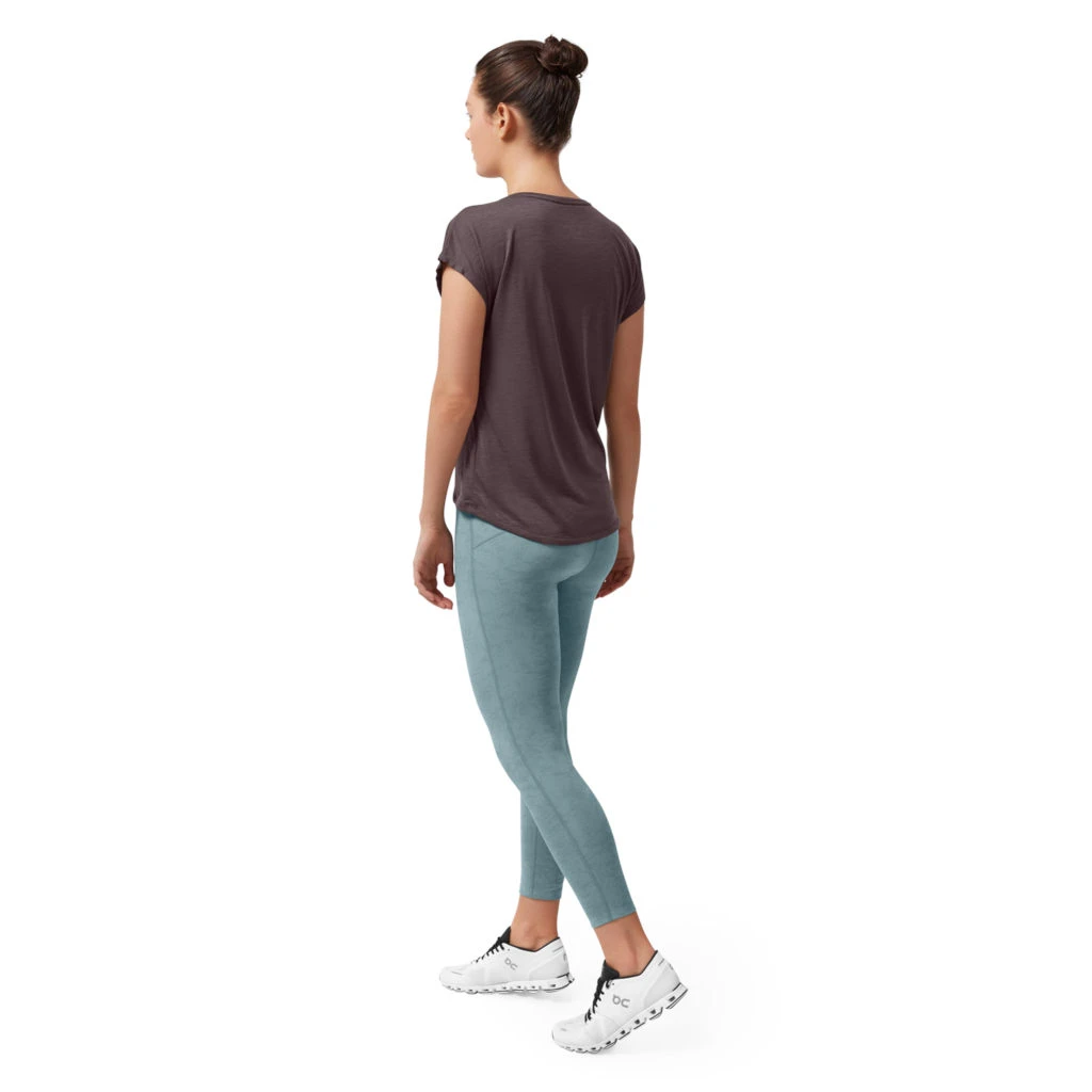 On Running On Active-T Flow Women T-Shirt - Pebble 2 On Running On Active-T Flow Women T-Shirt - Pebble - Image 2