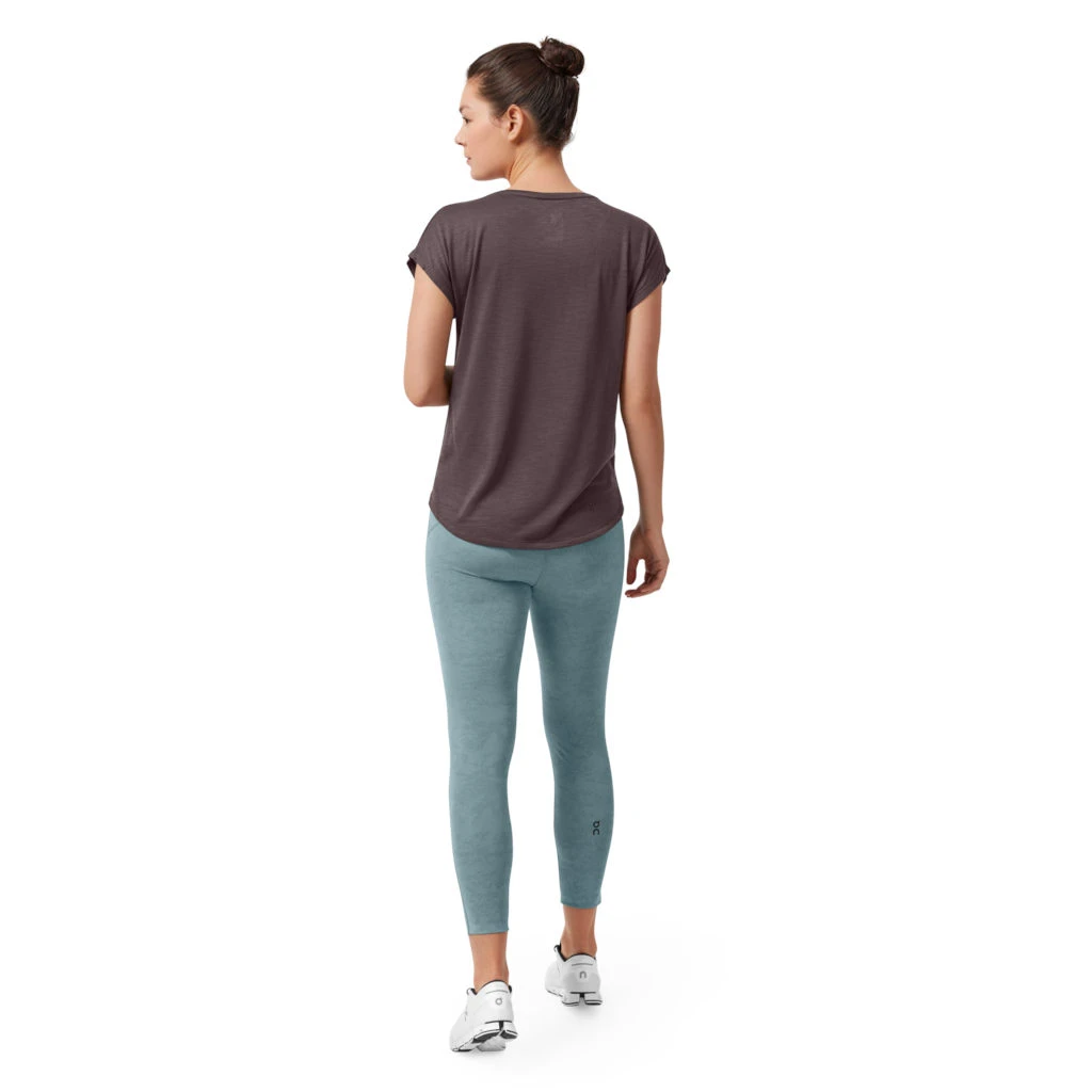 On Running On Active-T Flow Women T-Shirt - Pebble 3 On Running On Active-T Flow Women T-Shirt - Pebble - Image 3