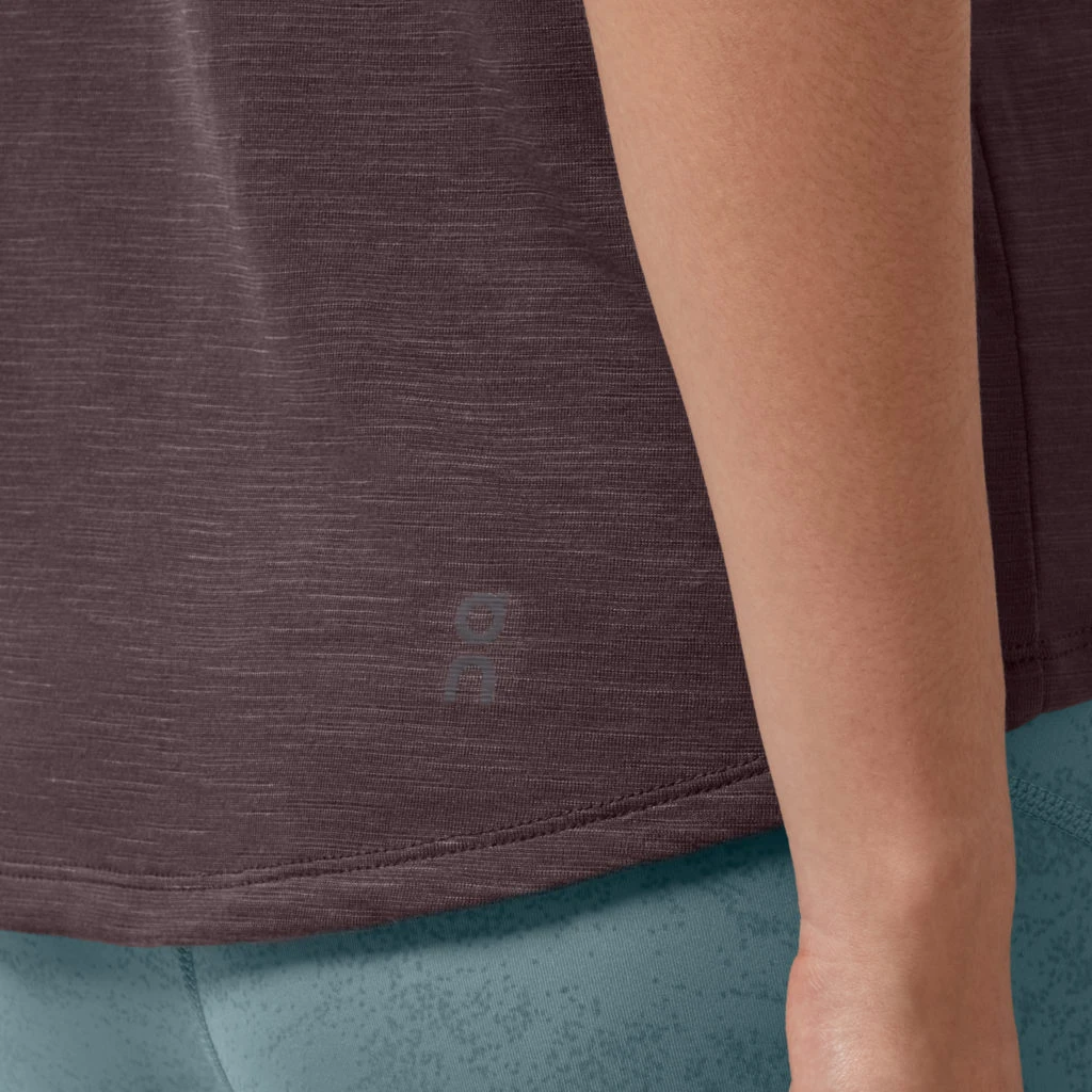 On Running On Active-T Flow Women T-Shirt - Pebble 5 On Running On Active-T Flow Women T-Shirt - Pebble - Image 5