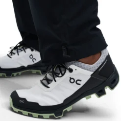 On Running On Explorer Pants Women - Black -On Running on running explorer pants women black 8 1279560