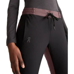 On Running Pants Women - Grape & Black -On Running on running pants women grape black 1 1568917