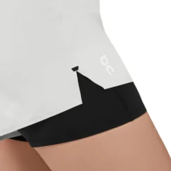 On Running Shorts Women - Glacier & Black -On Running on running shorts women glacier black 5 949137