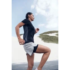 On Running Shorts Women - Glacier & Black -On Running on running shorts women glacier black 8 949140