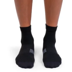 On Running On Ultralight Mid Sock Women - Black & White -On Running on running ultralight mid sock women black white 2 1264059