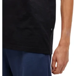 On Running On T Shirt - Black 11 On Running On T Shirt - Black -On Running on t shirt black 7 1152322