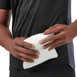 On Running On Waterproof Anorak Men - White -On Running on waterproof anorak white 10 950033