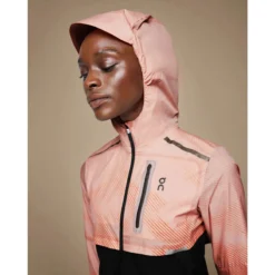 On Running On Weather Jacket Lumos Women - Woodrose & Black -On Running on weather lumos laufjacke damen woodrose 4 1558289